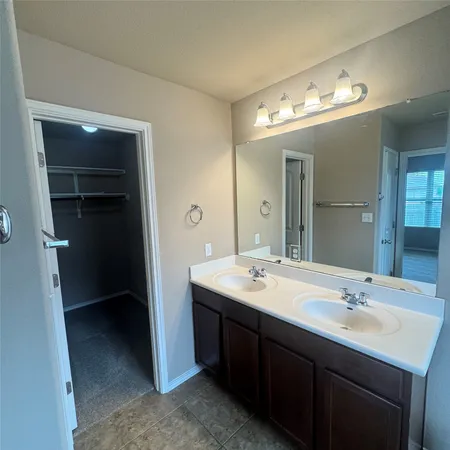 $2,100 | 19308 Stokes Lane, Pflugerville, TX 78660