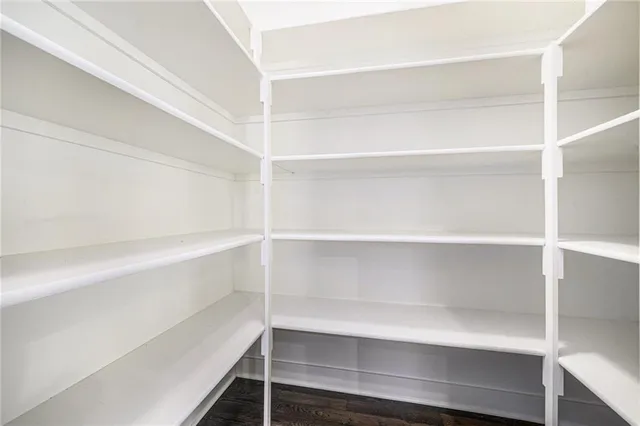 $500,000 | 8023 North E 99th Street, Kansas City, MO 64157