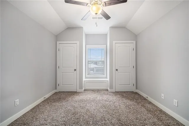 $500,000 | 8023 North E 99th Street, Kansas City, MO 64157