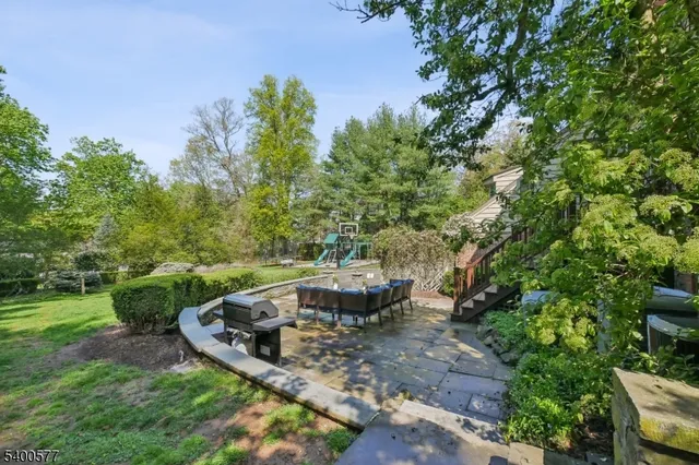 a view of a livingroom with furniture and a livingroom