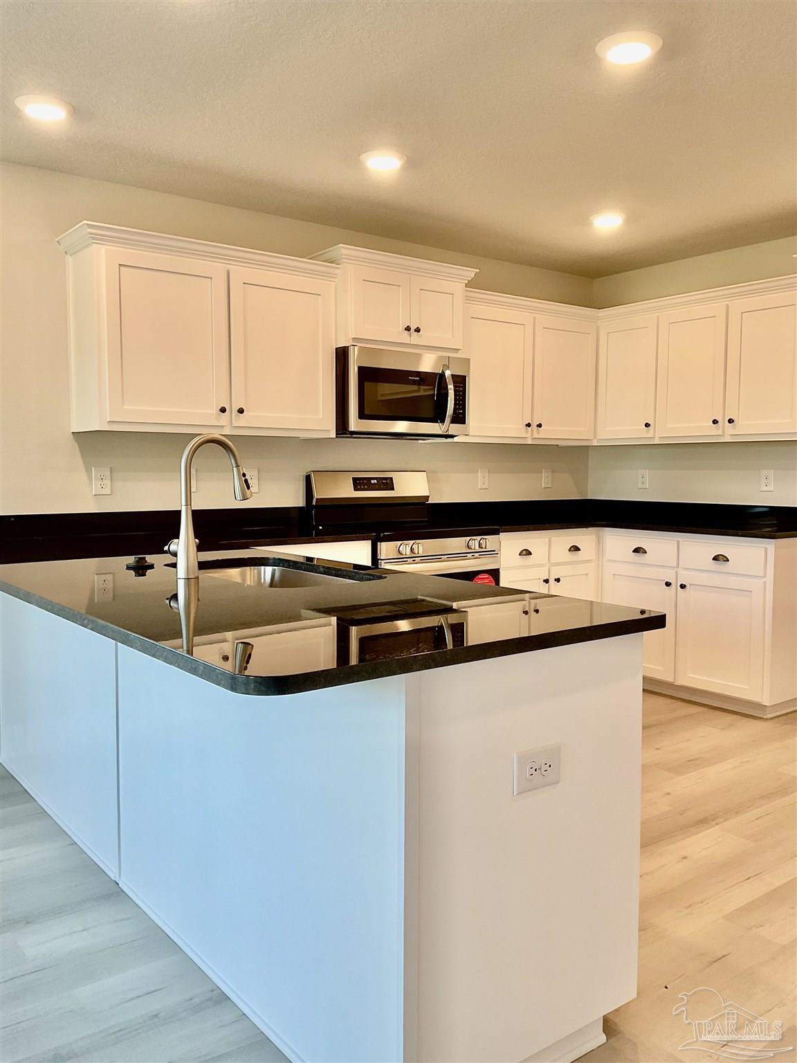 5794 Muldoon Road, Unit 2A Pensacola, FL 32526 - Photo 15 of 17 Gallery Image 15