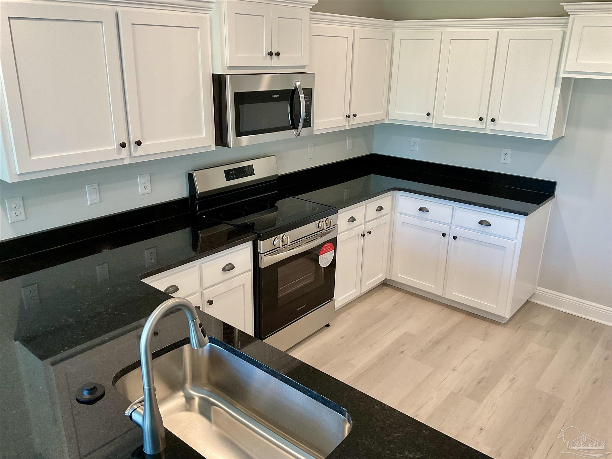 5794 Muldoon Road, Unit 2A Pensacola, FL 32526 - Photo 8 of 17 Gallery Image 8
