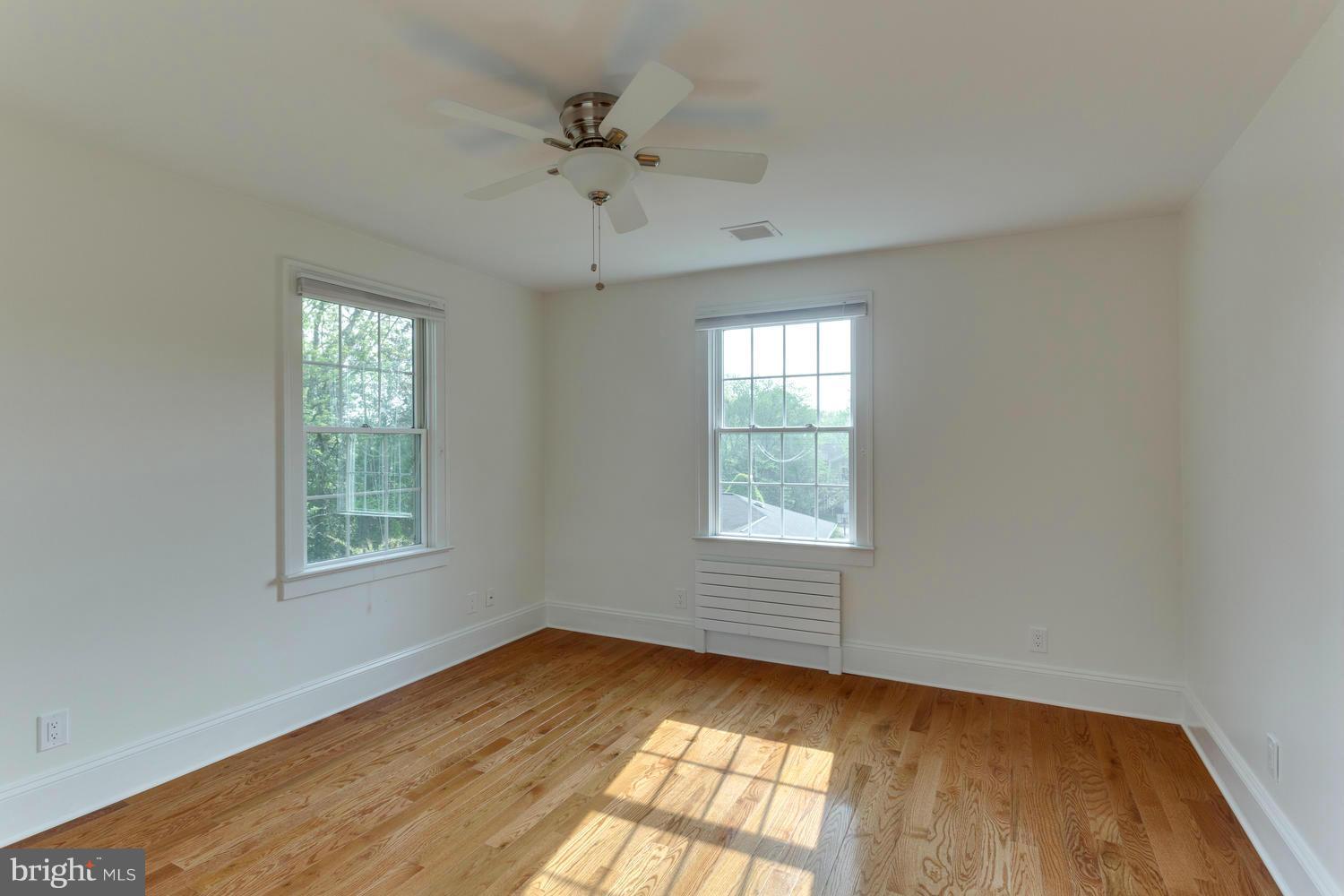 1811 Birch Road McLean, VA 22101 - Photo 26 of 29 Bedroom 5