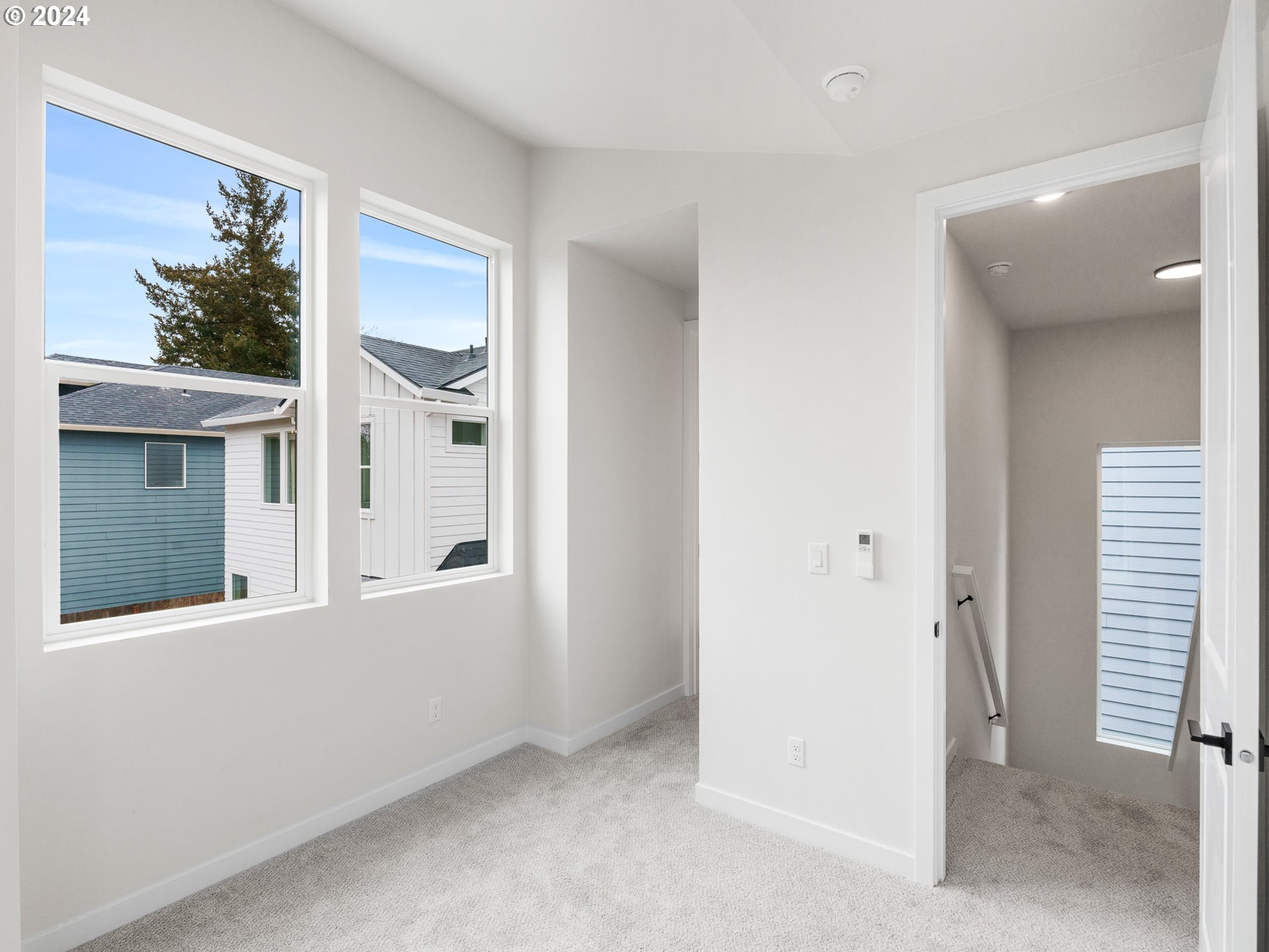 5504 Southeast Rural Street Portland, OR 97206 - Photo 15 of 21 Gallery Image 15