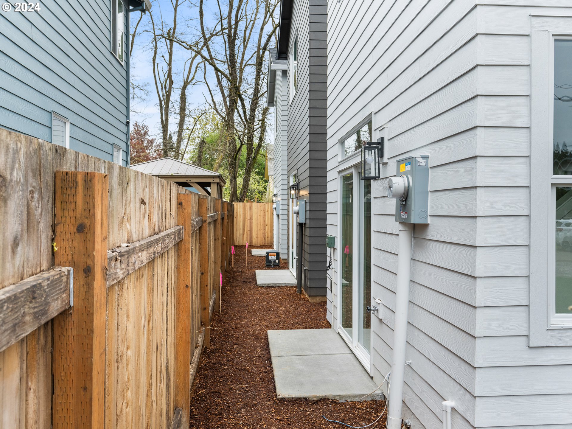 5504 Southeast Rural Street Portland, OR 97206 - Photo 17 of 21 Gallery Image 17