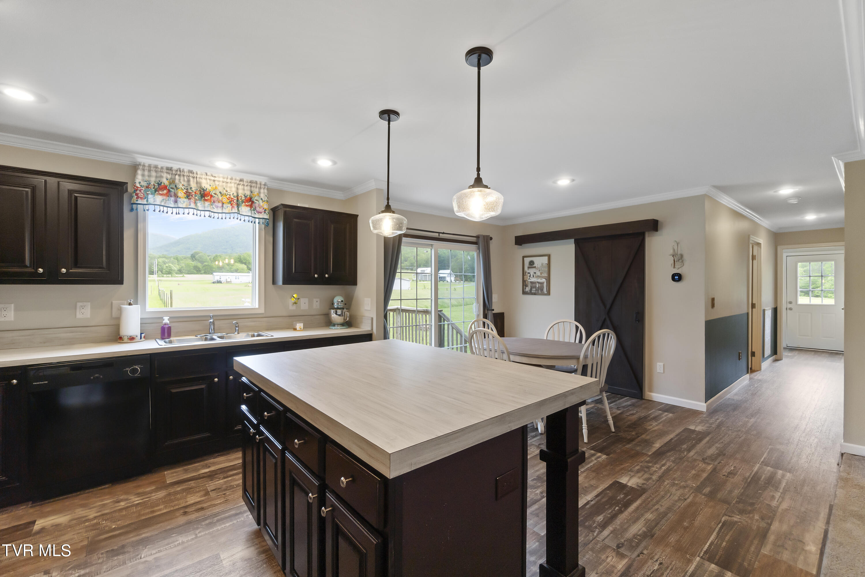 70 Colyer Road Greeneville, TN 37743 - Photo 10 of 61 10