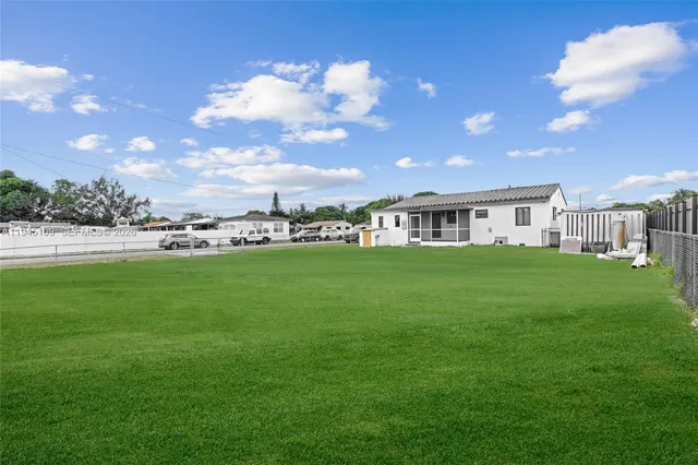 $3,000 | 3030 Northwest 99th Street, Miami, FL 33147