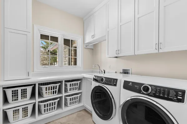 $3,499,000 | 781 North Ferndale Road, Orono, MN 55391