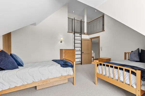 $3,499,000 | 781 North Ferndale Road, Orono, MN 55391