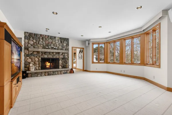 $3,499,000 | 781 North Ferndale Road, Orono, MN 55391