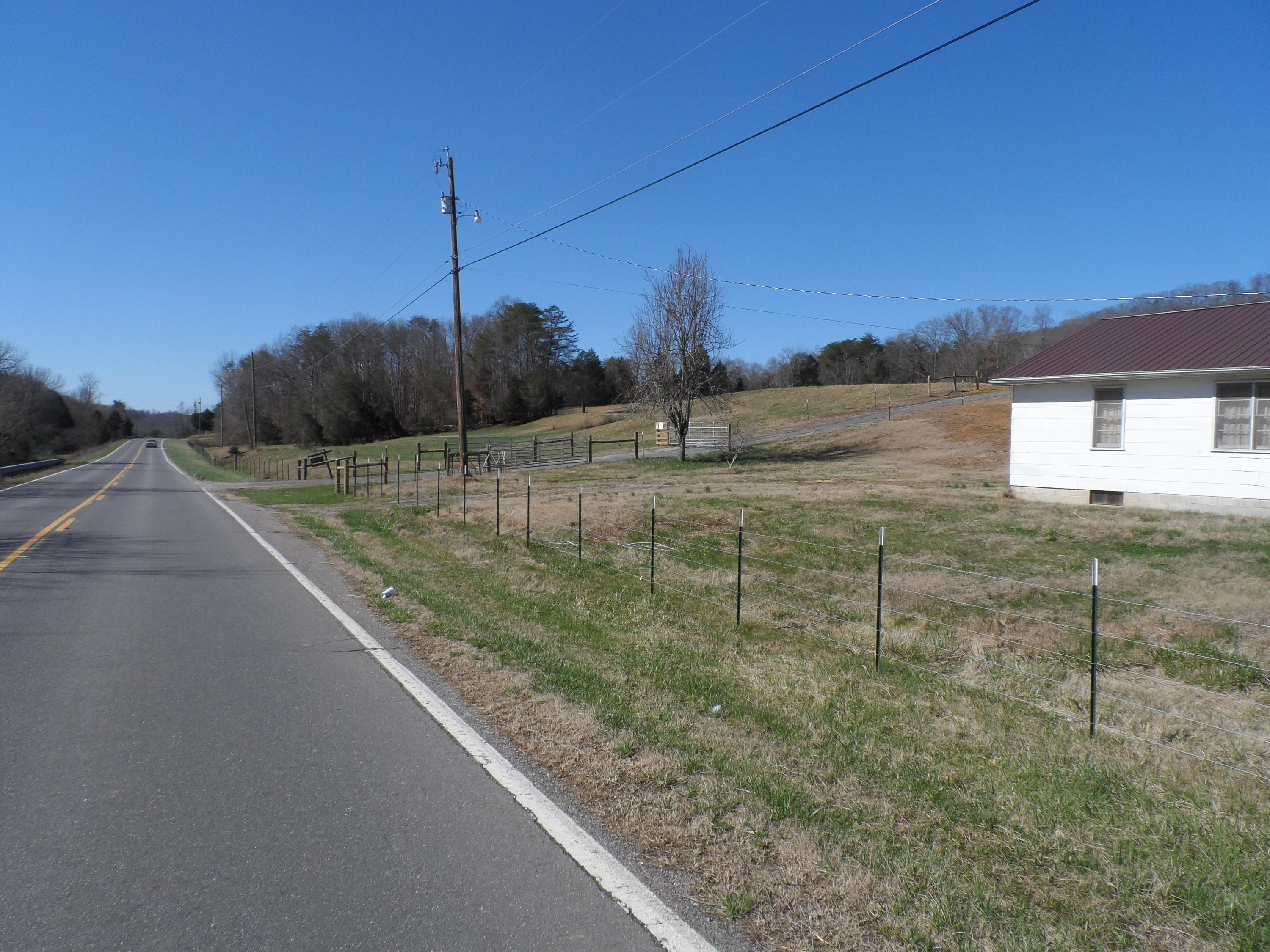1671 Bull Run Road Luttrell, TN 37779 - Photo 5 of 8 SAM_5304