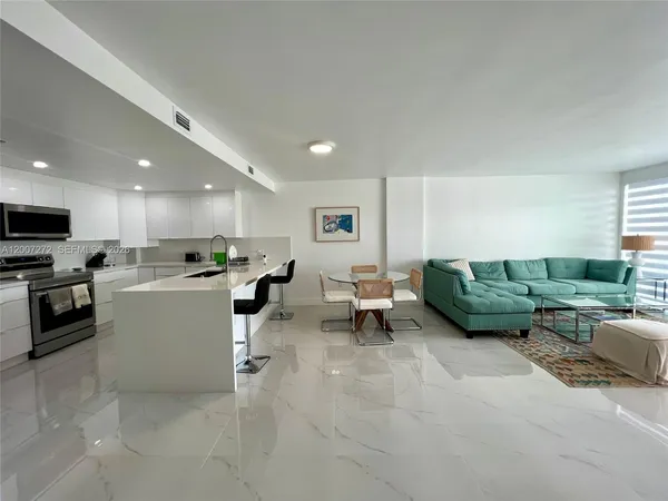 $6,500 | 155 Ocean Ln Drive, Unit 1011, Key Biscayne, FL 33149