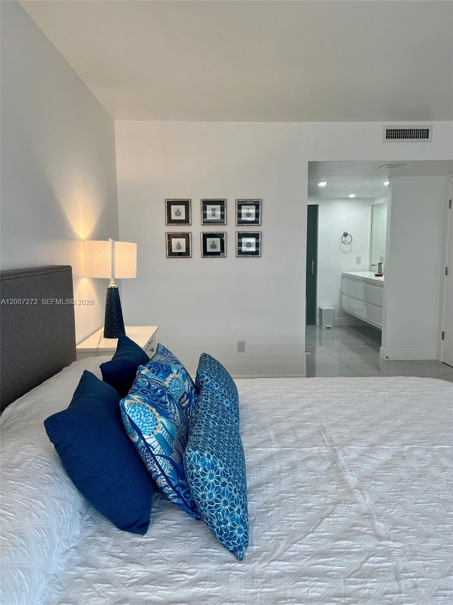 155 Ocean Ln Drive, Unit 1011 Key Biscayne, FL 33149 - Photo 34 of 44