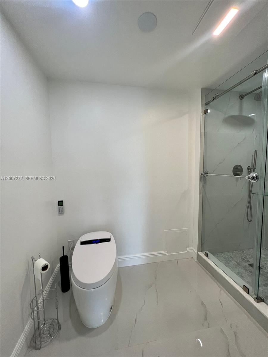 155 Ocean Ln Drive, Unit 1011 Key Biscayne, FL 33149 - Photo 39 of 44