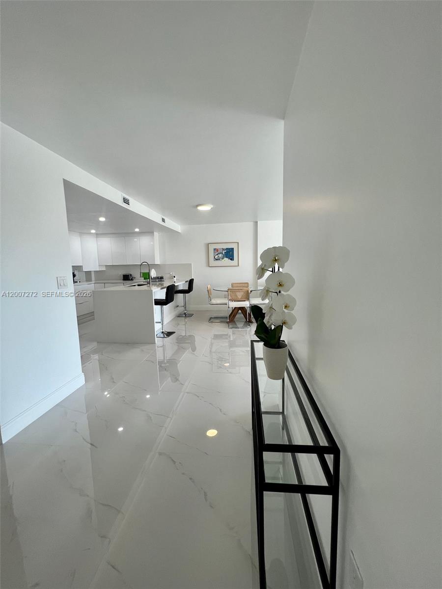 155 Ocean Ln Drive, Unit 1011 Key Biscayne, FL 33149 - Photo 6 of 44