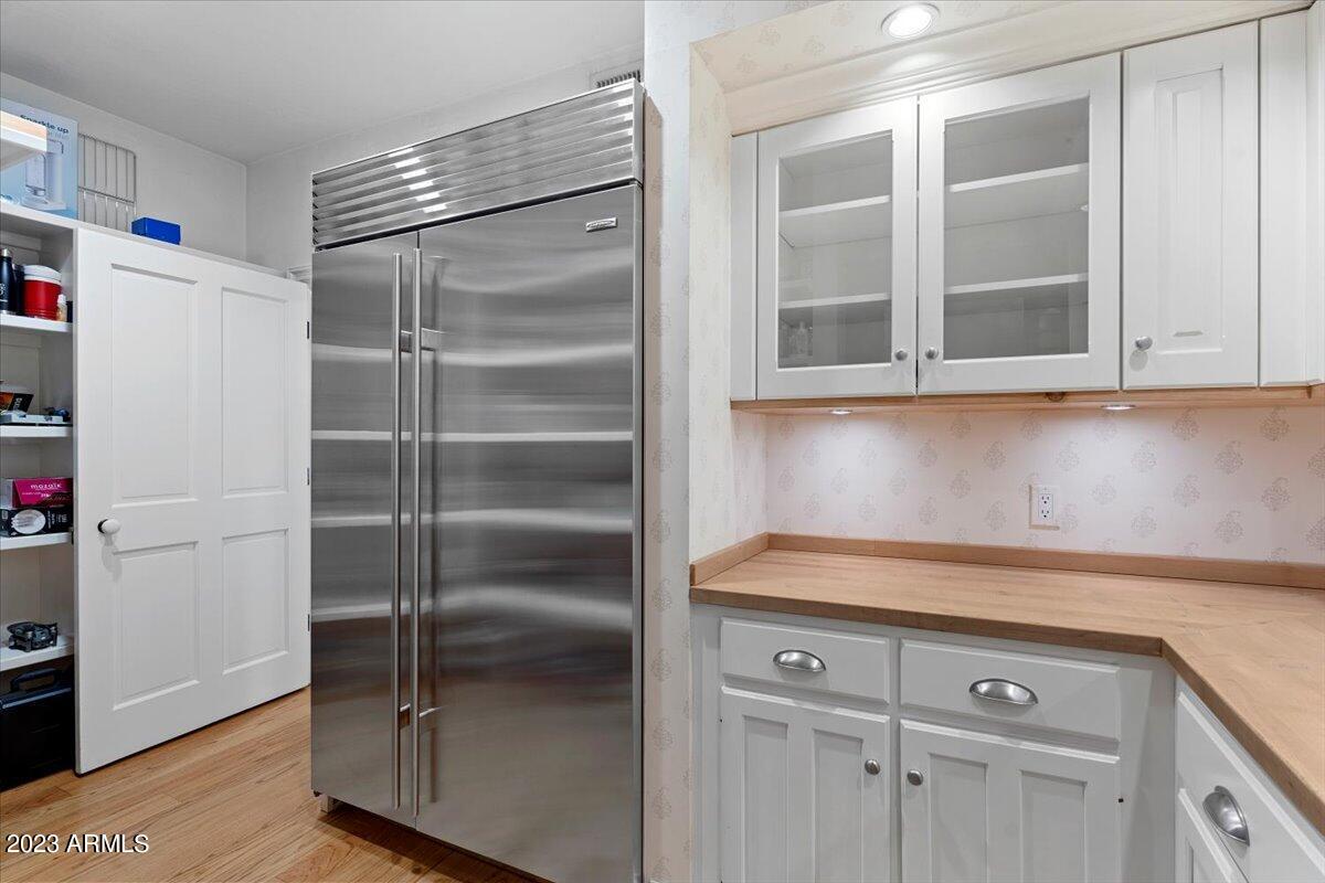 1001 East Caroline Lane Tempe, AZ 85284 - Photo 14 of 80 Butler's Pantry