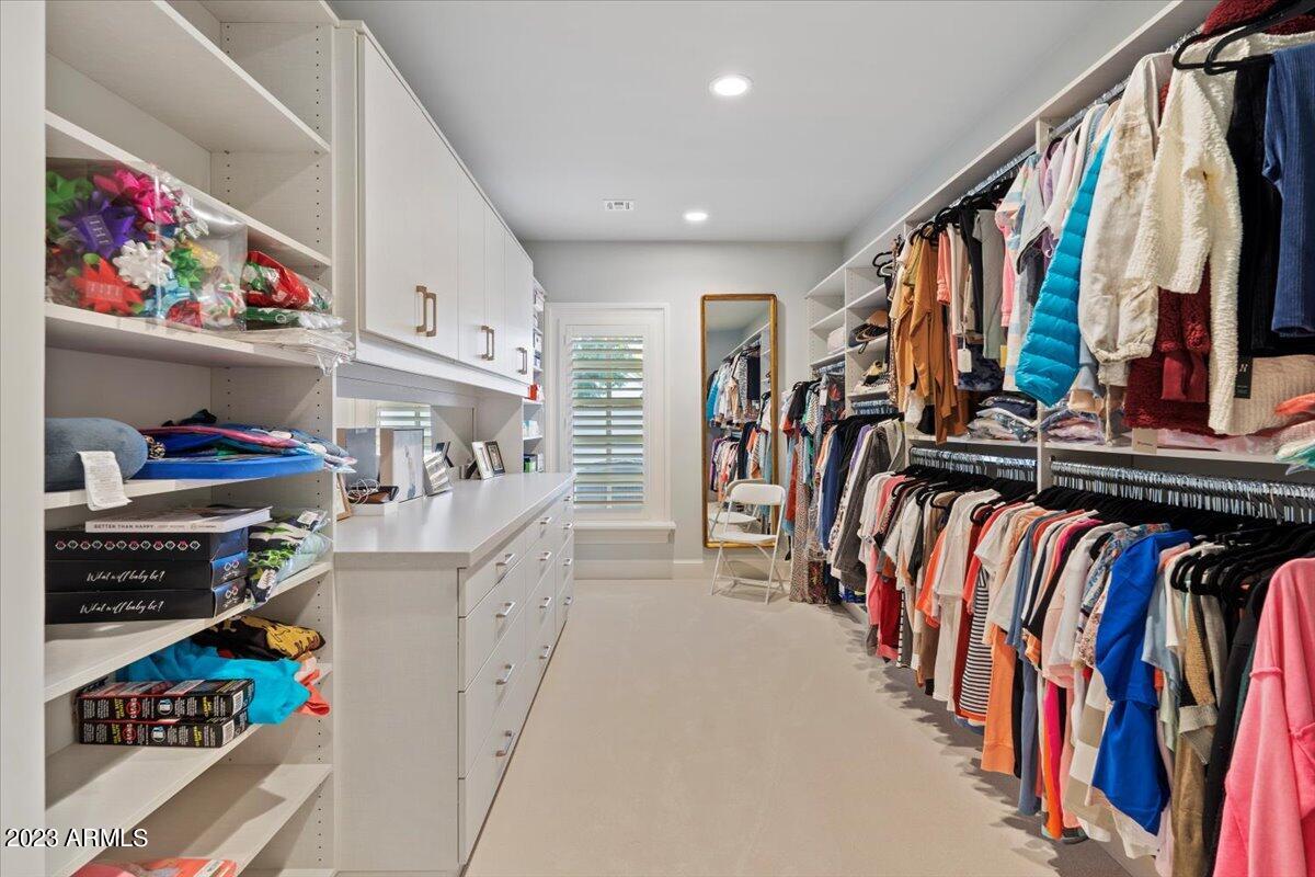 1001 East Caroline Lane Tempe, AZ 85284 - Photo 22 of 80 Custom Walk-in Closet