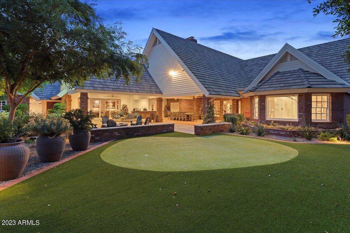 1001 East Caroline Lane Tempe, AZ 85284 - Photo 70 of 80 Enjoy Your Private Putting Green