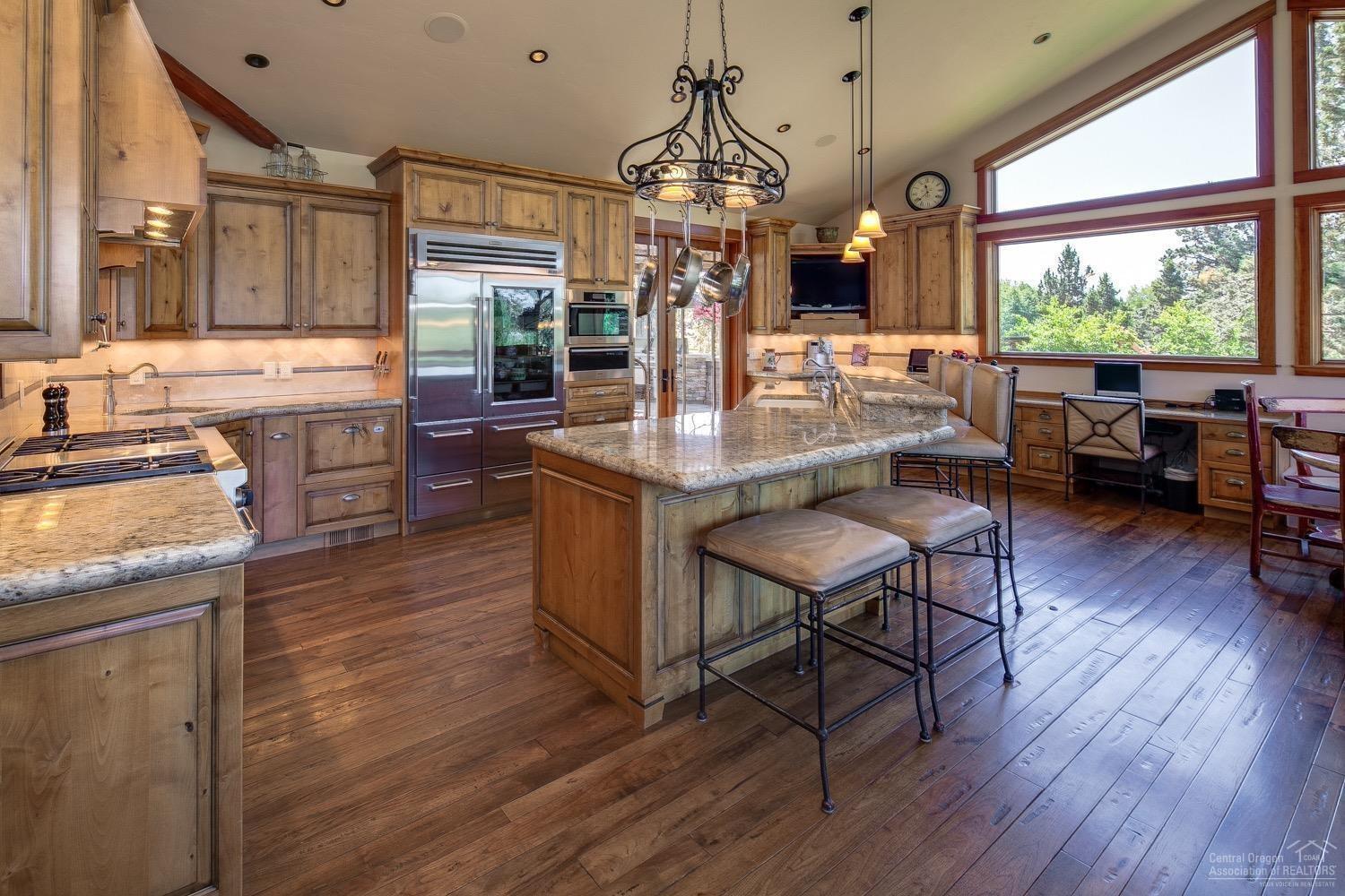 62336 Deer Trail Road Bend, OR 97701 - Photo 5 of 24 Heart of the Home - and - Command Center
