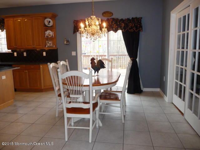 169 Long Swamp Road New Egypt, NJ 08533 - Photo 14 of 27 P1070465.JPG