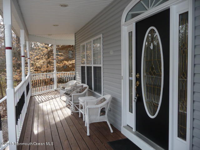 169 Long Swamp Road New Egypt, NJ 08533 - Photo 7 of 27 P1070436.JPG