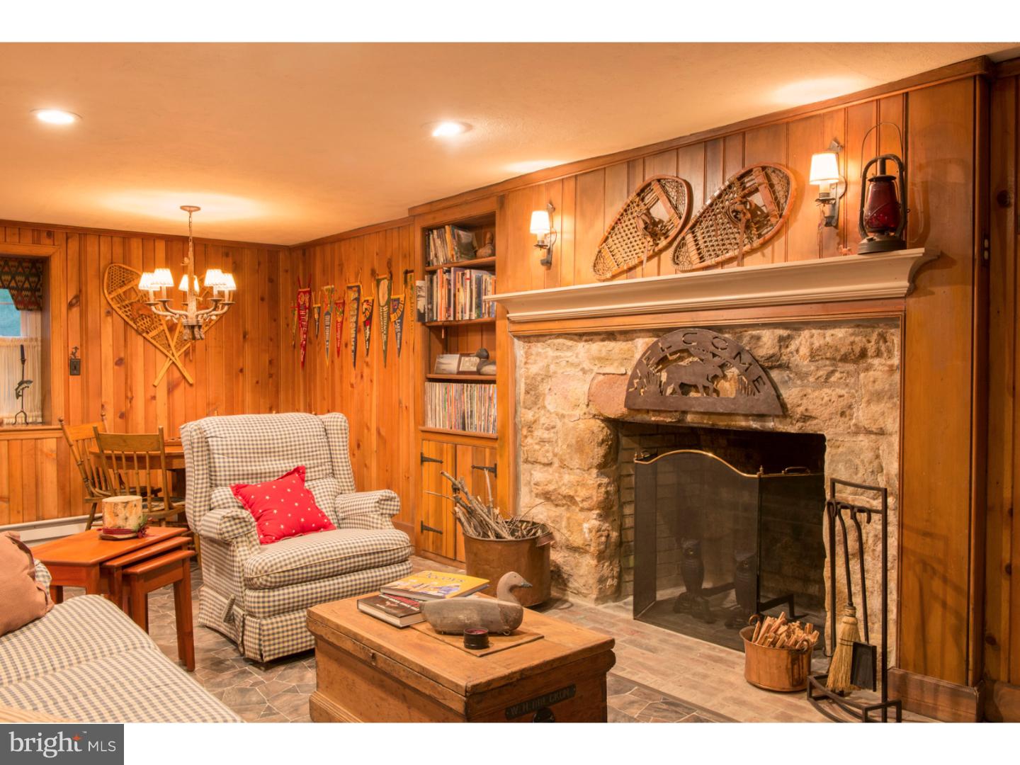1514 Woodland Road Rydal, PA 19046 - Photo 17 of 25 Family Room