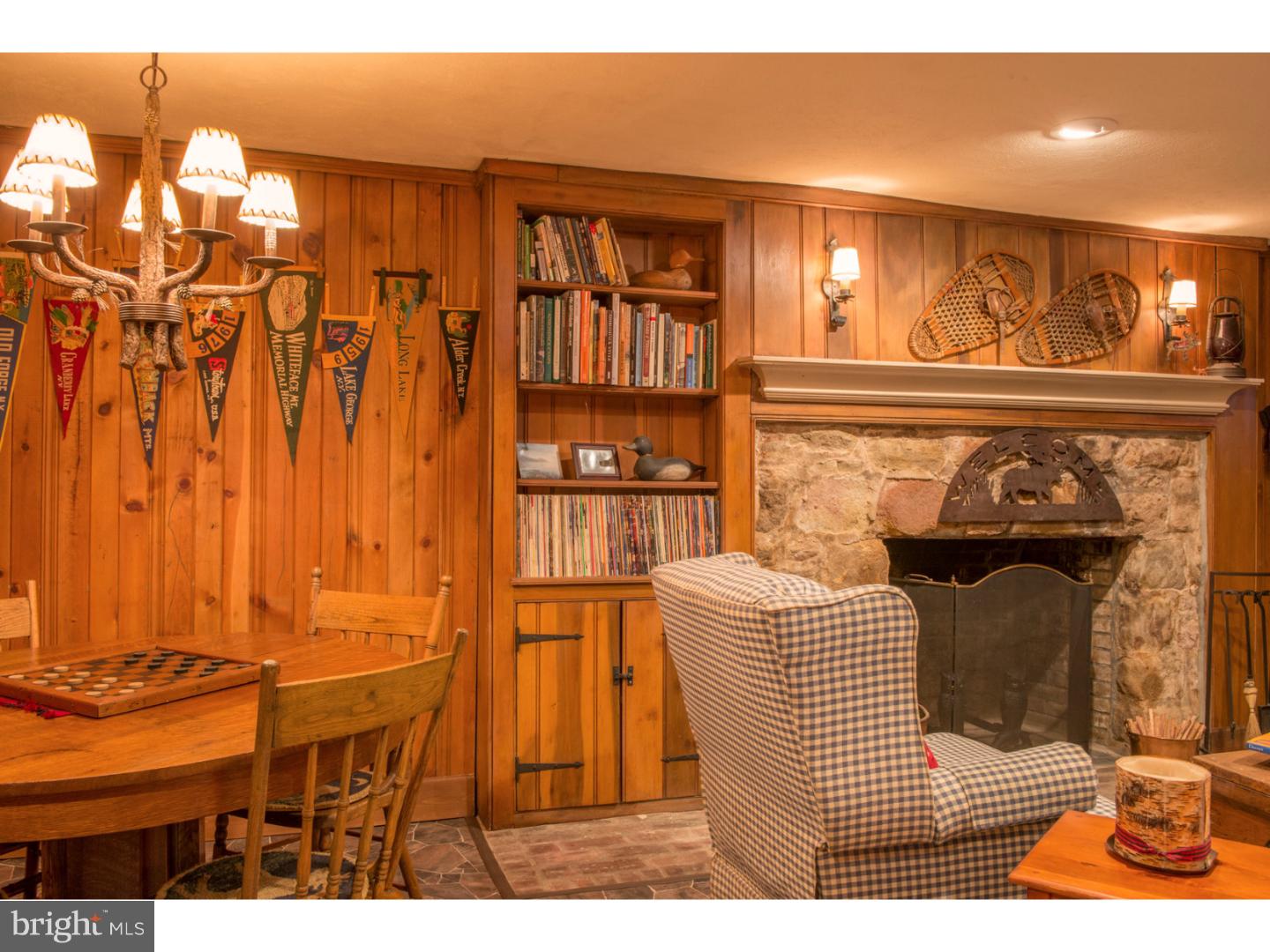 1514 Woodland Road Rydal, PA 19046 - Photo 18 of 25 Family Room