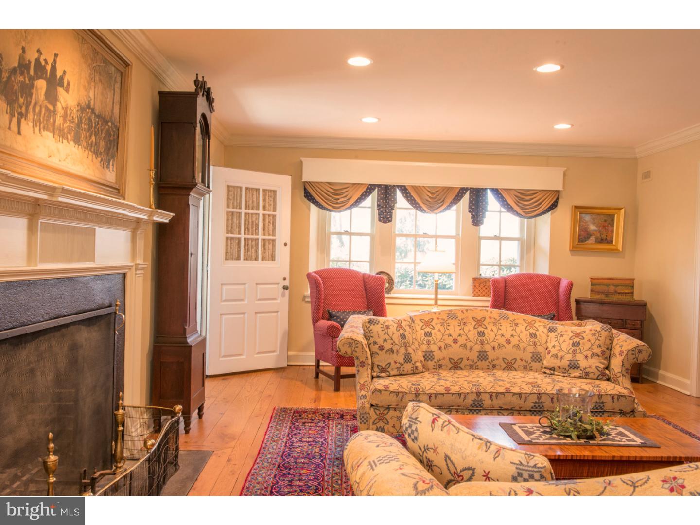 1514 Woodland Road Rydal, PA 19046 - Photo 7 of 25 Living Room