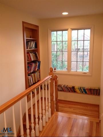 425 Touraine Road Grosse Pointe, MI 48236 - Photo 9 of 15 31136339-8.JPG