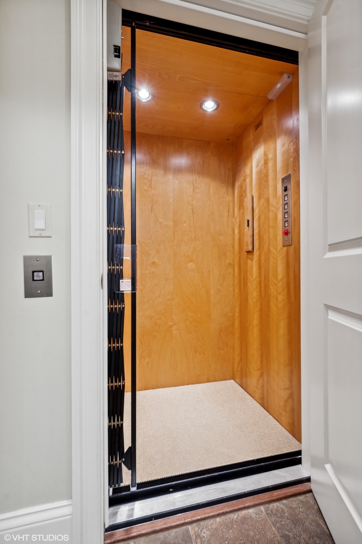 796 East Deerpath Road Lake Forest, IL 60045 - Photo 34 of 60