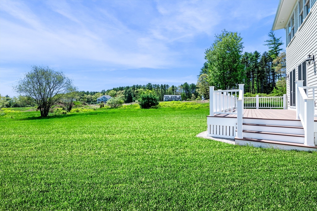 333 Perkins Row Topsfield, MA 01983 - Photo 41 of 42