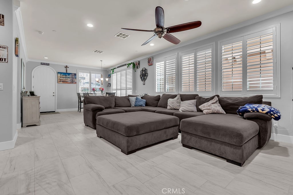 675 South Mandarin Lane Rialto, CA 92376 - Photo 13 of 43