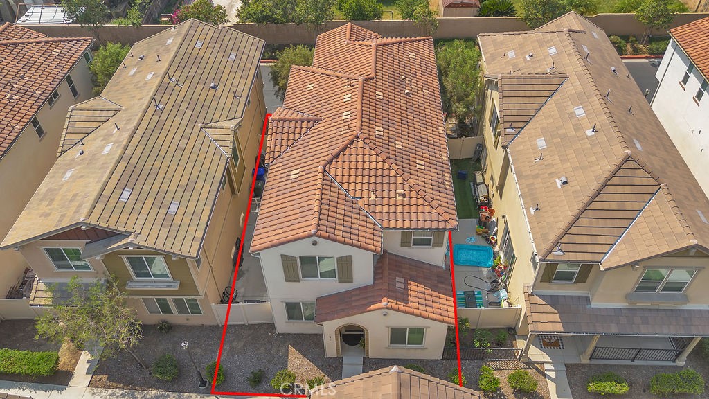 675 South Mandarin Lane Rialto, CA 92376 - Photo 3 of 43