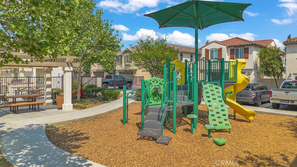 675 South Mandarin Lane Rialto, CA 92376 - Photo 36 of 43