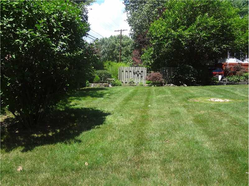 1270 Prospect Road Whitehall, PA 15227 - Photo 24 of 25 Yard/Garden.