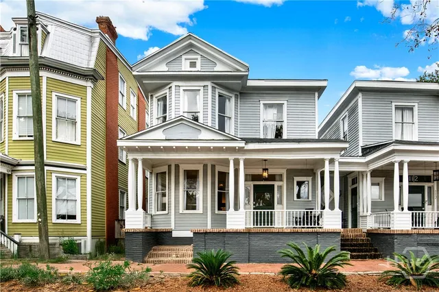 $3,800 | 118 West Waldburg Street, Savannah, GA 31401