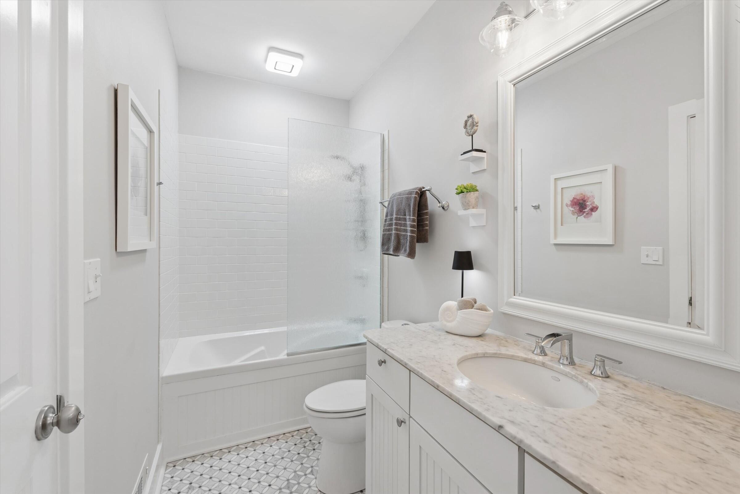 9948 Cottage Lane Union Pier, MI 49129 - Photo 18 of 44 24-Bath