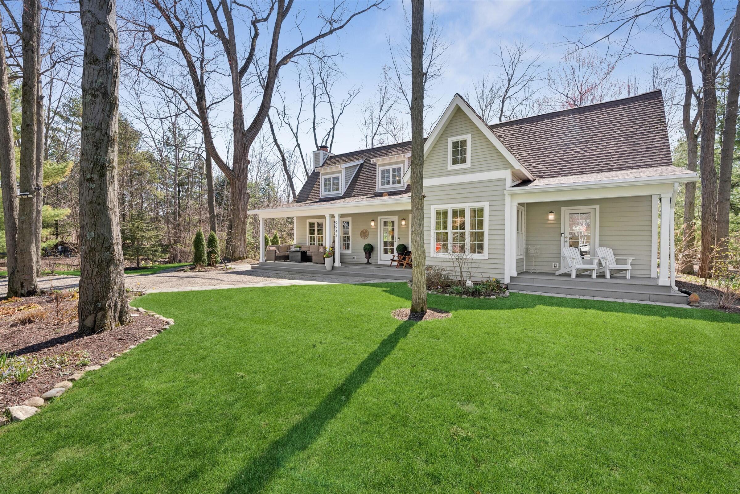 9948 Cottage Lane Union Pier, MI 49129 - Photo 2 of 44 02-Front