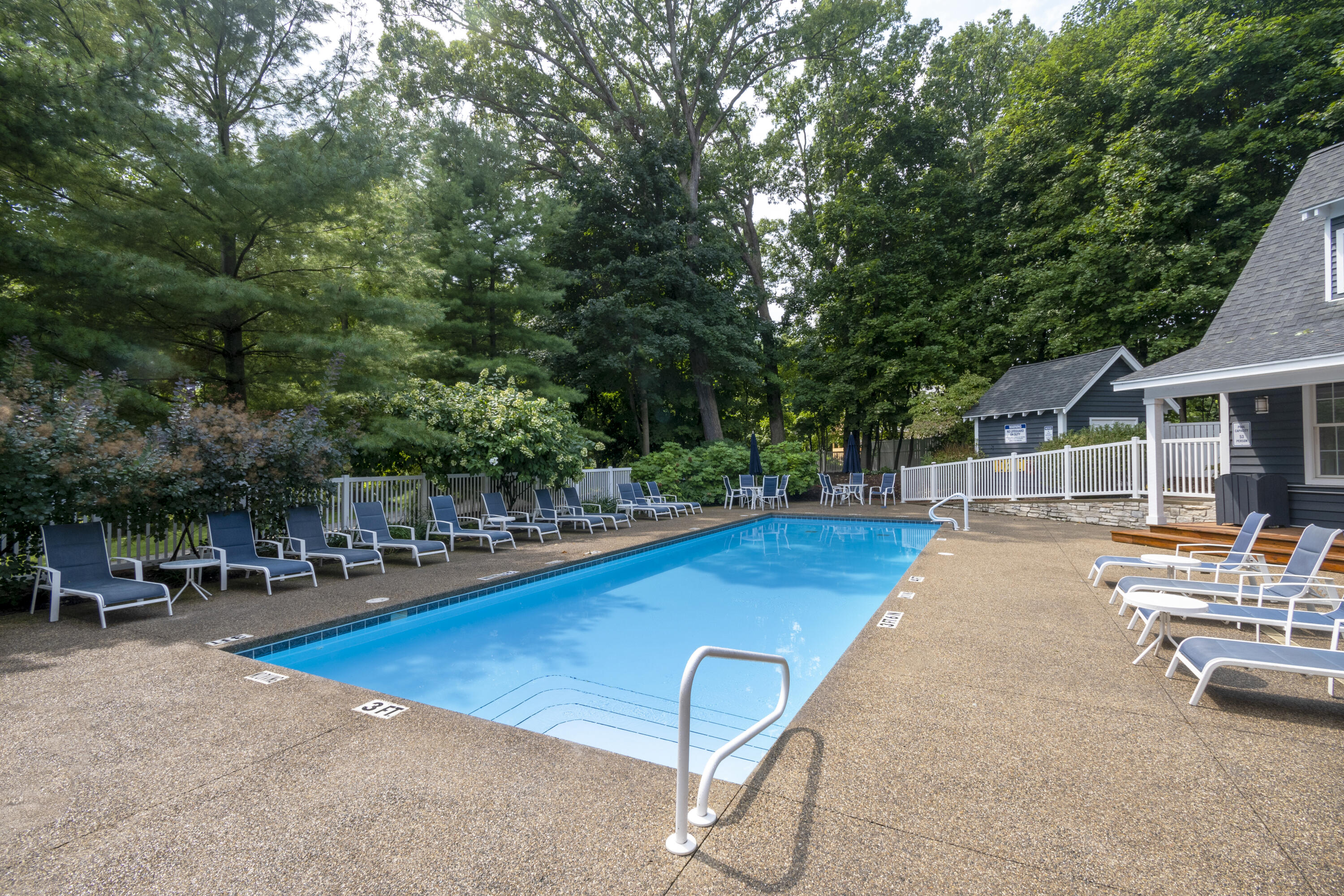 9948 Cottage Lane Union Pier, MI 49129 - Photo 28 of 44 9928CottageLn250820_027