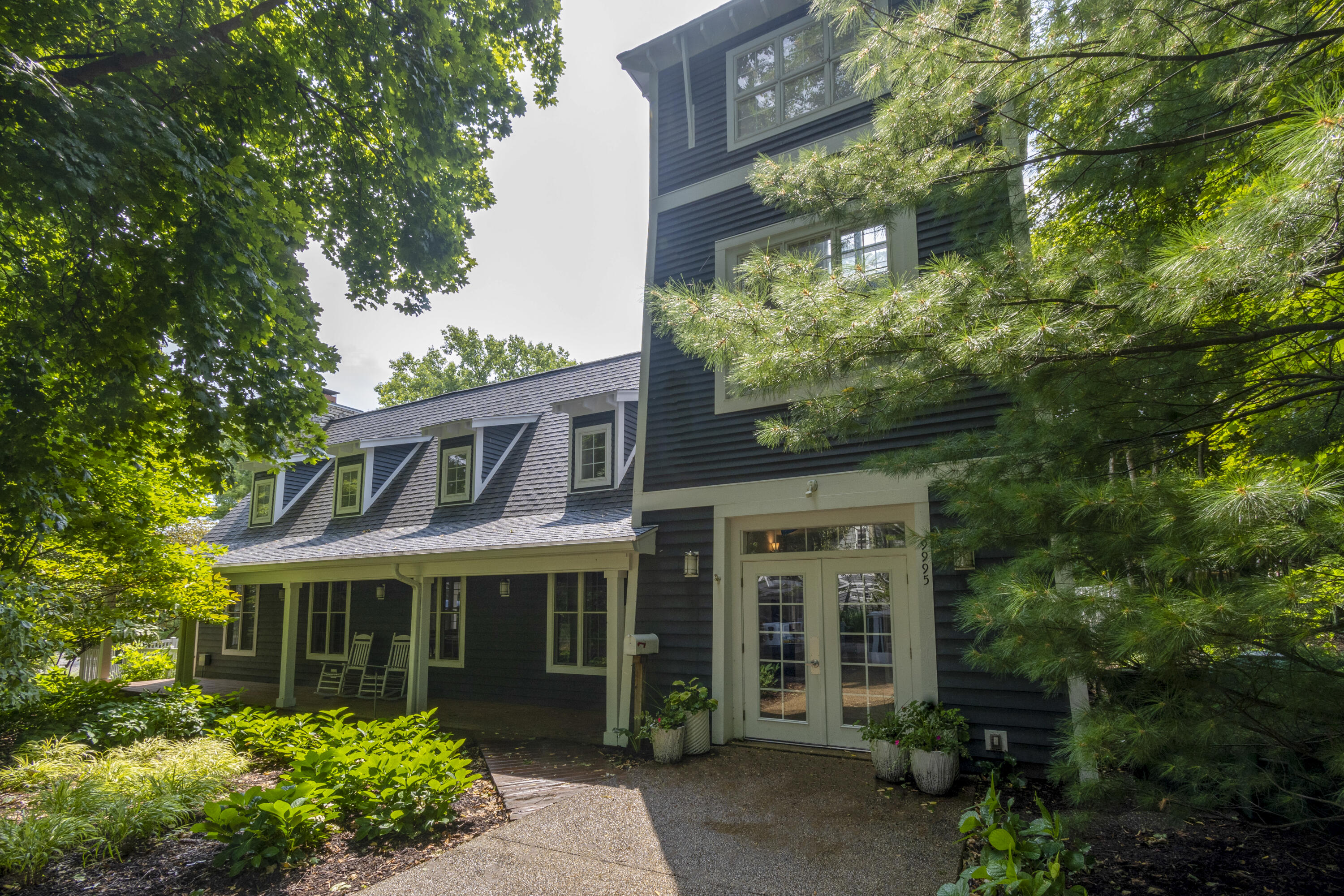 9948 Cottage Lane Union Pier, MI 49129 - Photo 31 of 44 9928CottageLn250820_028