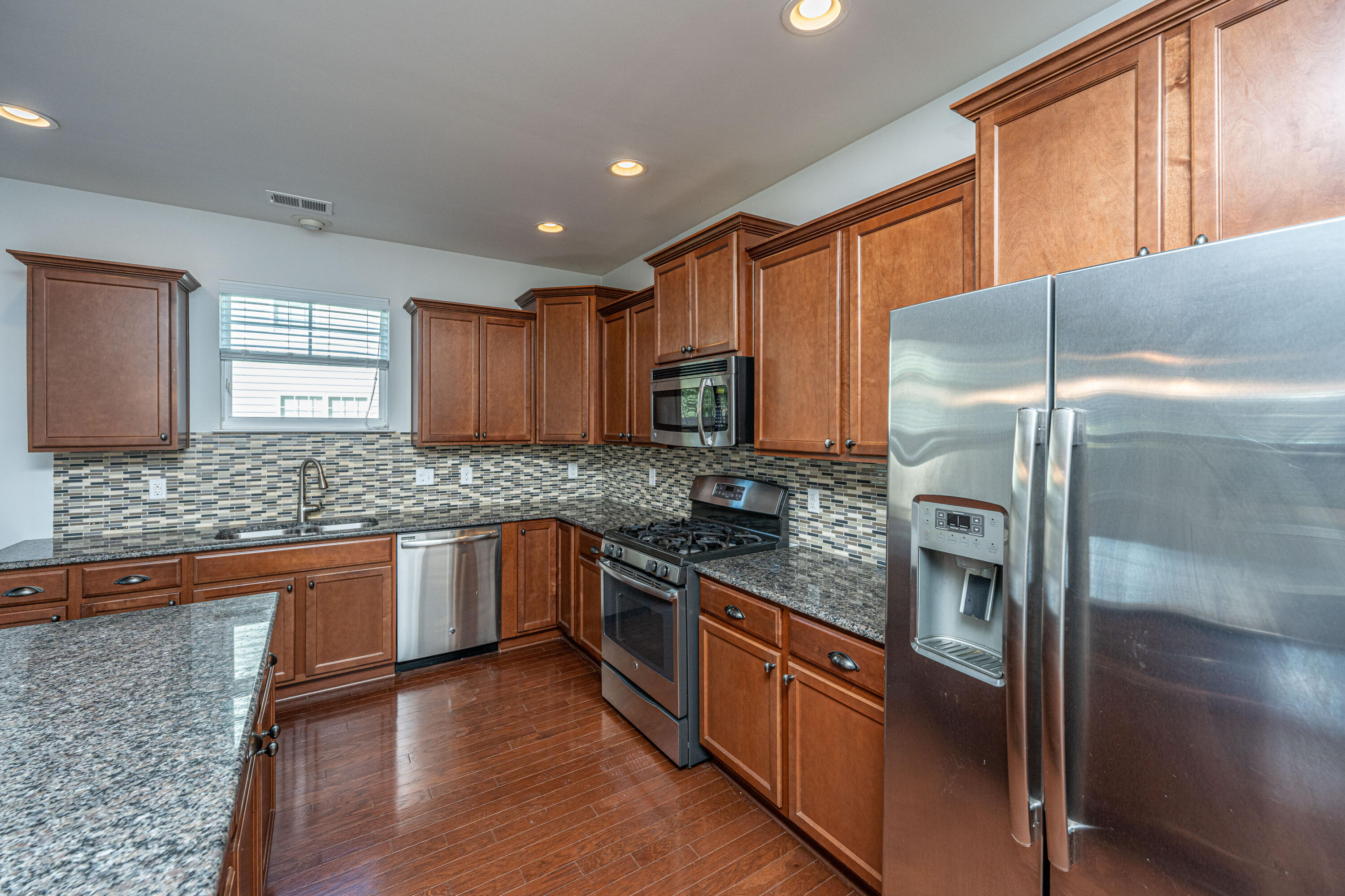 117 Hickory Ridge Way Summerville, SC 29483 - Photo 12 of 34 117HickoryRidgeWay017