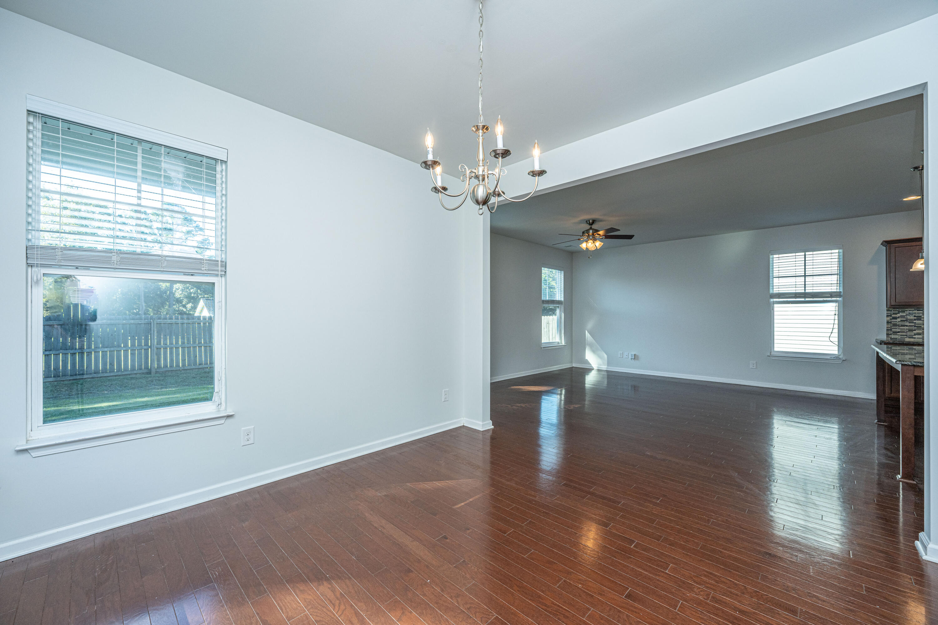 117 Hickory Ridge Way Summerville, SC 29483 - Photo 5 of 34 117HickoryRidgeWay008