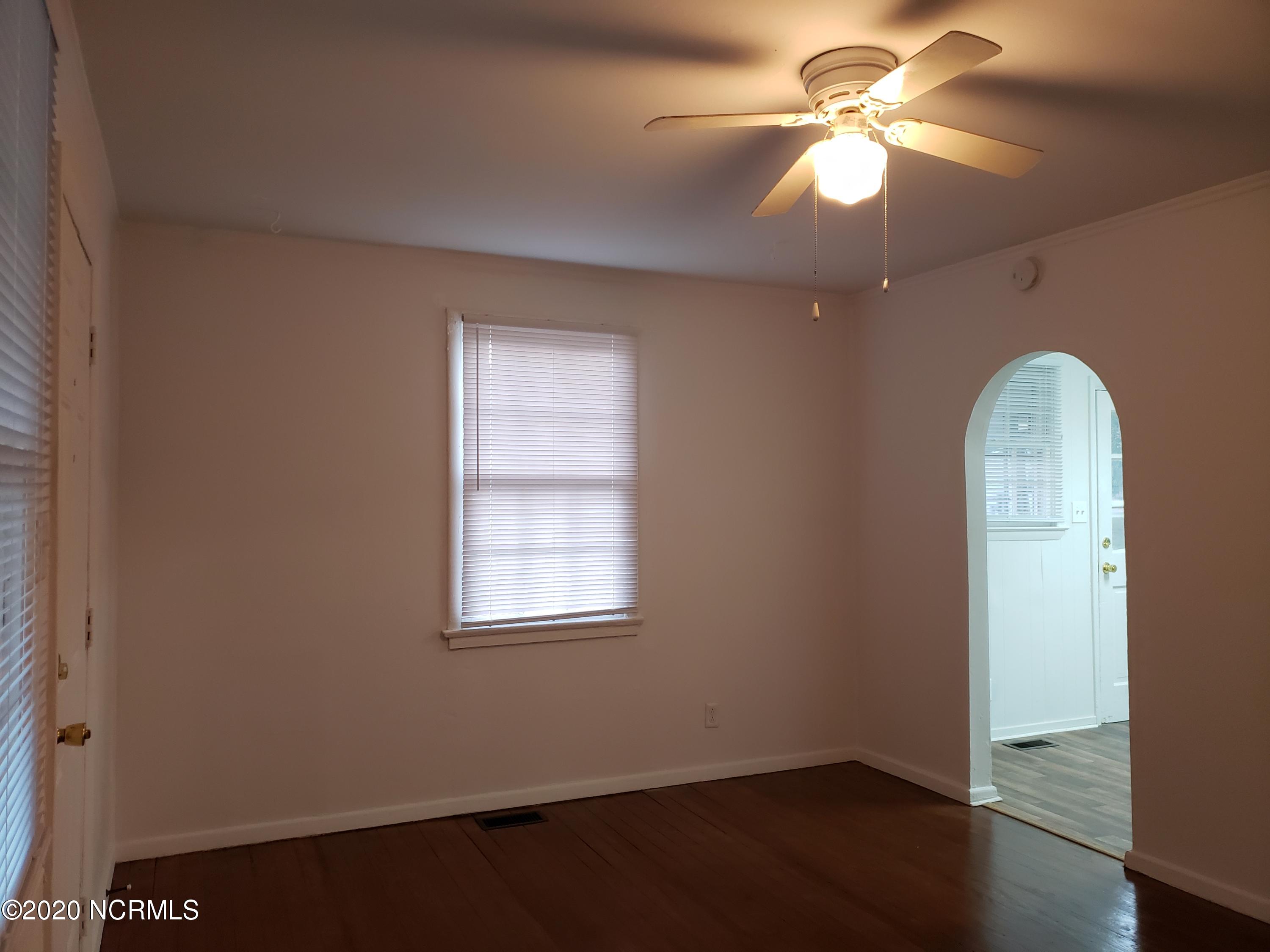 2216 Murchison Road Fayetteville, NC 28301 - Photo 20 of 37 Enoch