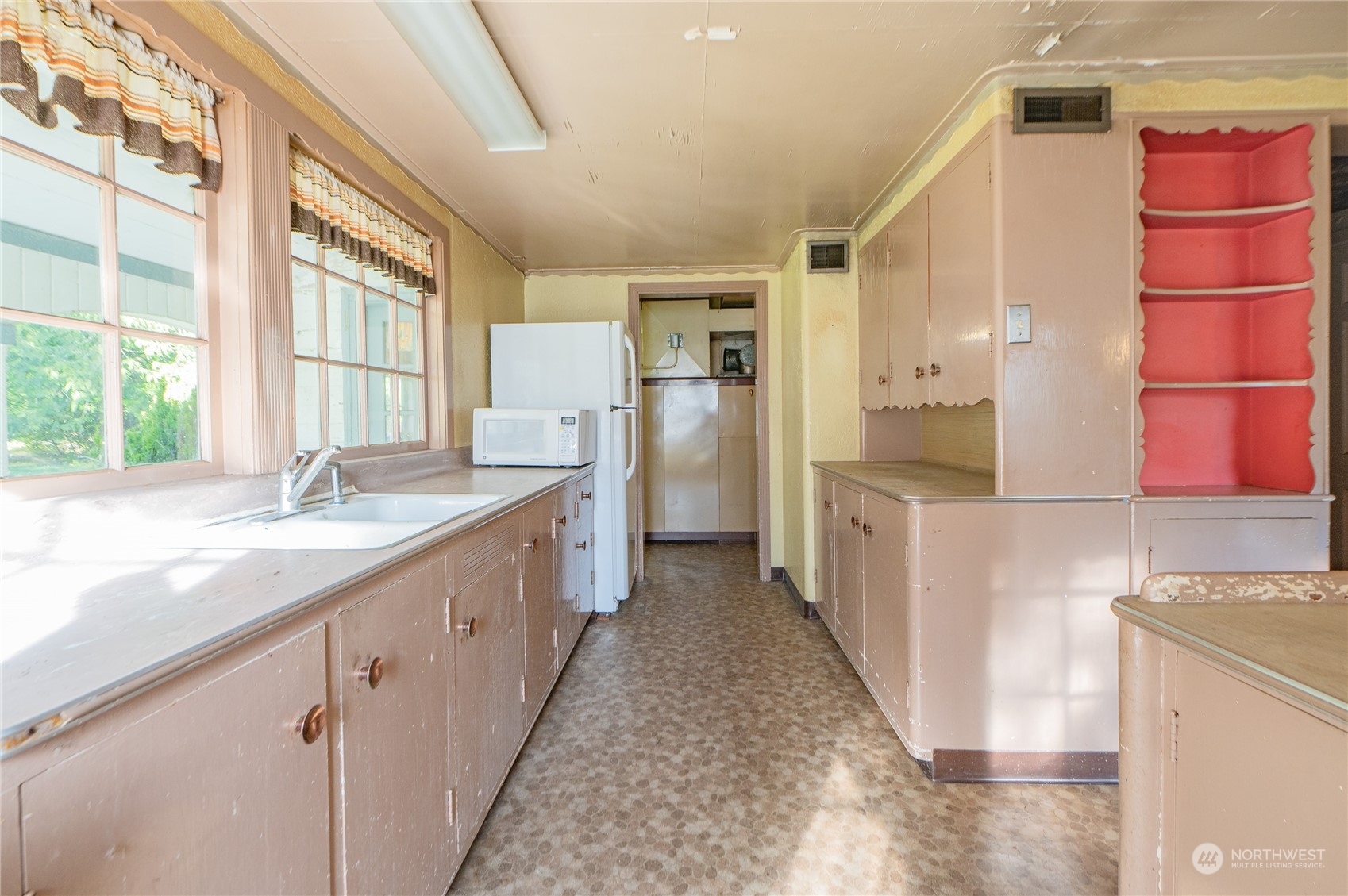 3972 Friday Creek Road Burlington, WA 98233 - Photo 13 of 39 Gallery Image 13