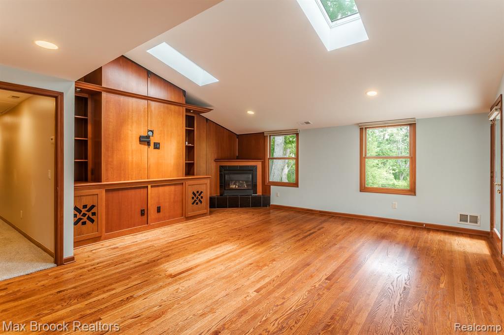 796 Rock Spring Road Bloomfield Hills, MI 48304 - Photo 23 of 27 Gallery Image 23