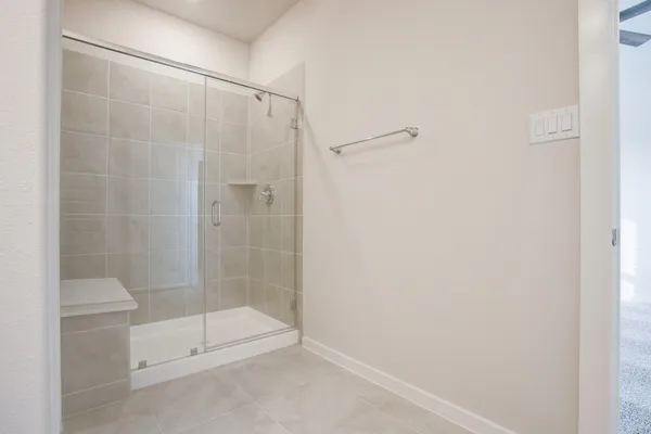 $2,500 | 629 Seabreeze Drive, Kemah, TX 77565
