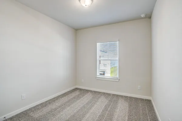 $2,500 | 629 Seabreeze Drive, Kemah, TX 77565