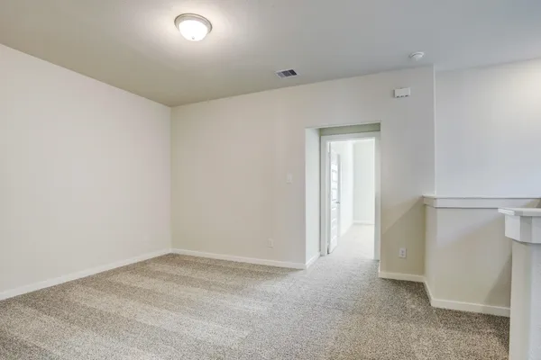 $2,500 | 629 Seabreeze Drive, Kemah, TX 77565