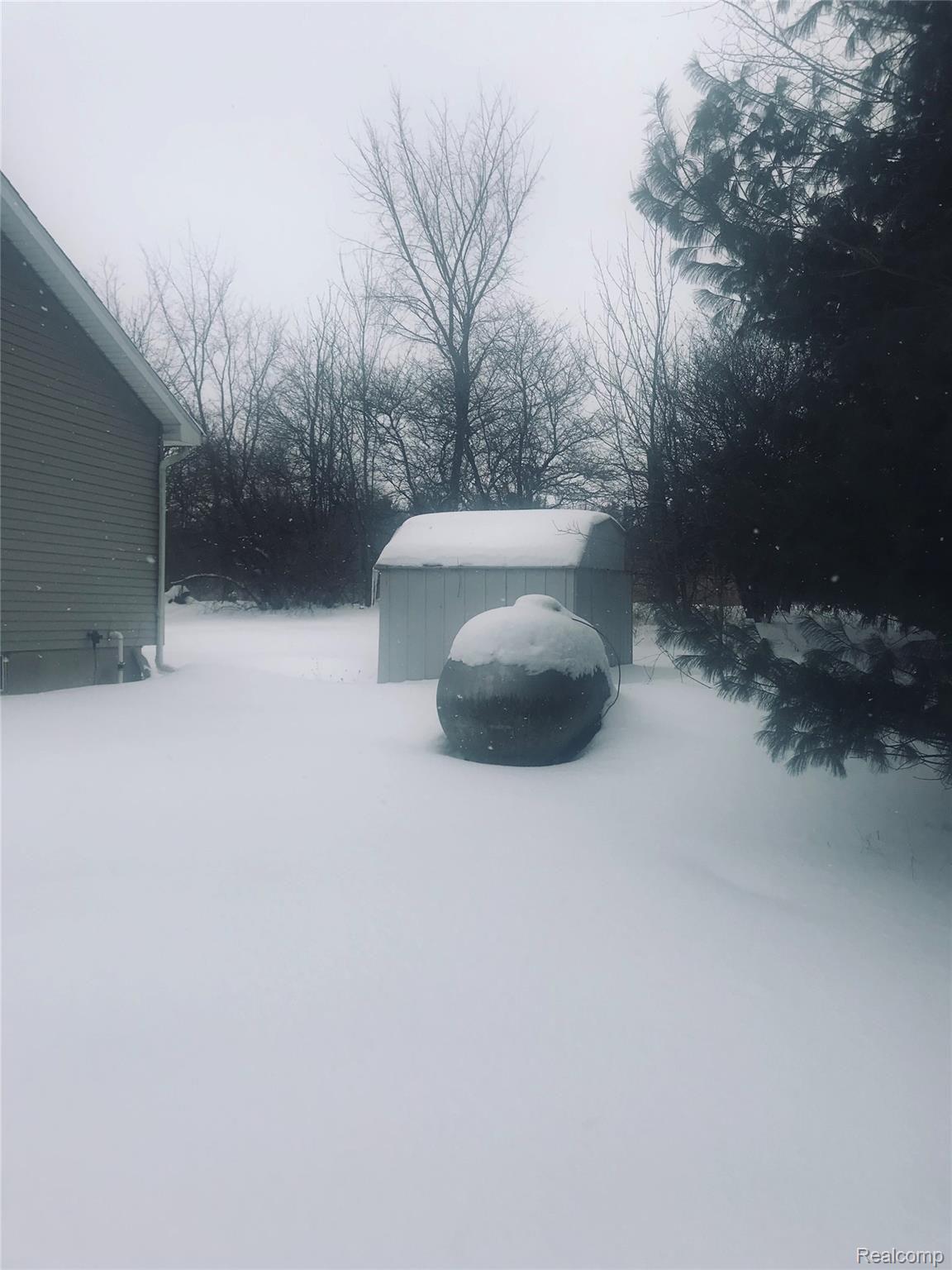 5189 Stewart Road Lapeer, MI 48446 - Photo 31 of 31 4370226A-7AF1-4726-92E2-27E6A9932744.jpeg
