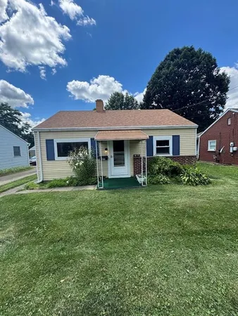 $125,000 | 877 Riverview Avenue, Baden, PA 15005